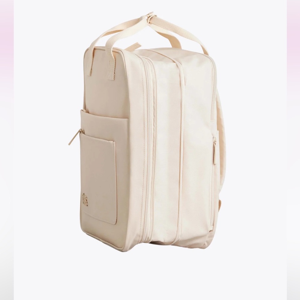BÉIS Expandable Backpack - Picture 3 of 10